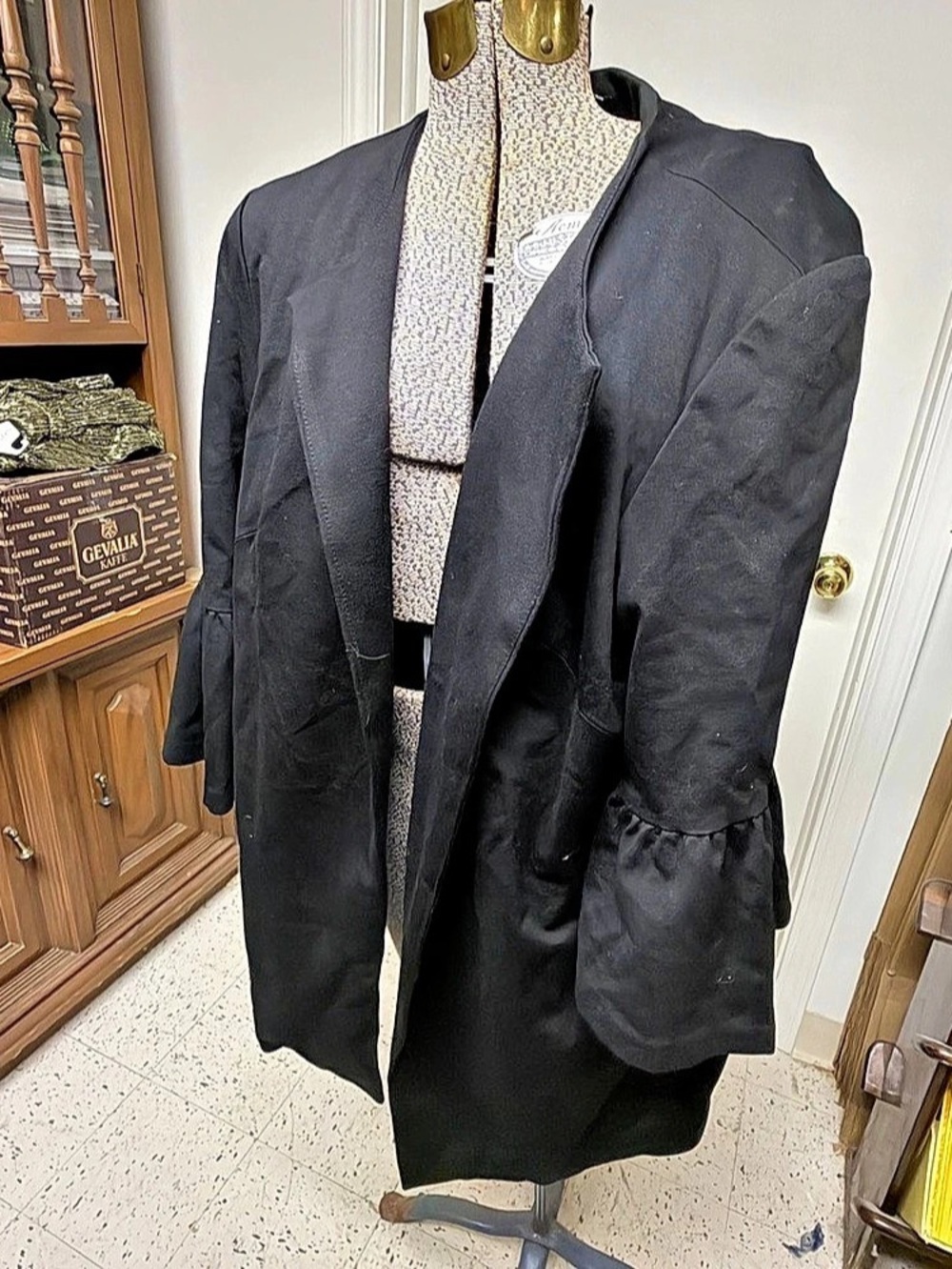 Roz & Ali Black Blazer Size 1X Like New